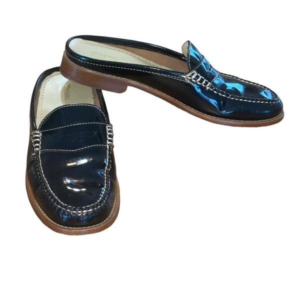 G.H. Bass & Co. Handcrafted leather Weejuns. Size 8M GUC Black Patten slides.